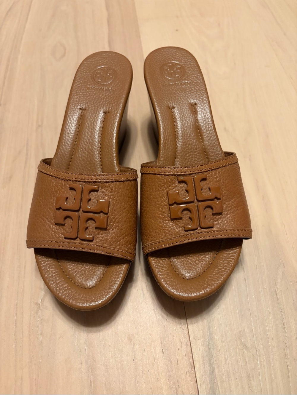 Tory Burch Brown Leather wedges